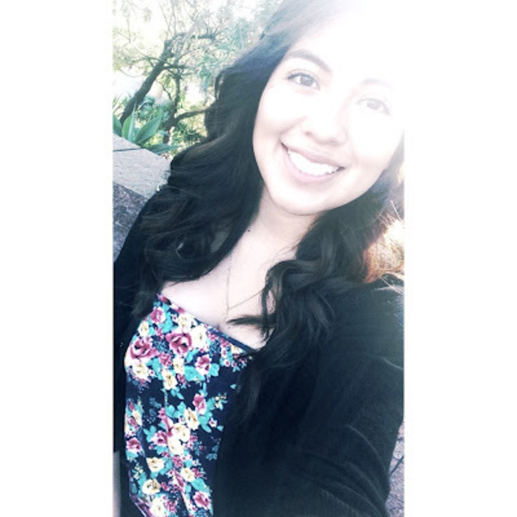 Meet your Posher, Jazmin - Picture 1 of 1